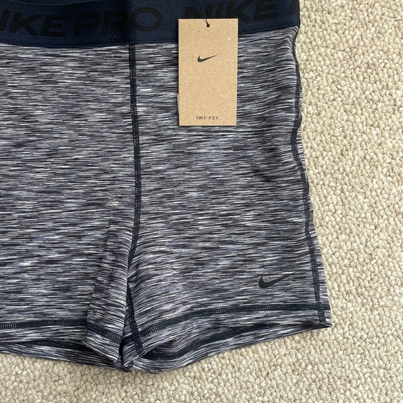 Nike Dri-Fit Pro Women’s 3” Navy Blue Athletic Spacedye Spandex Sz S NWT - Picture 3 of 6